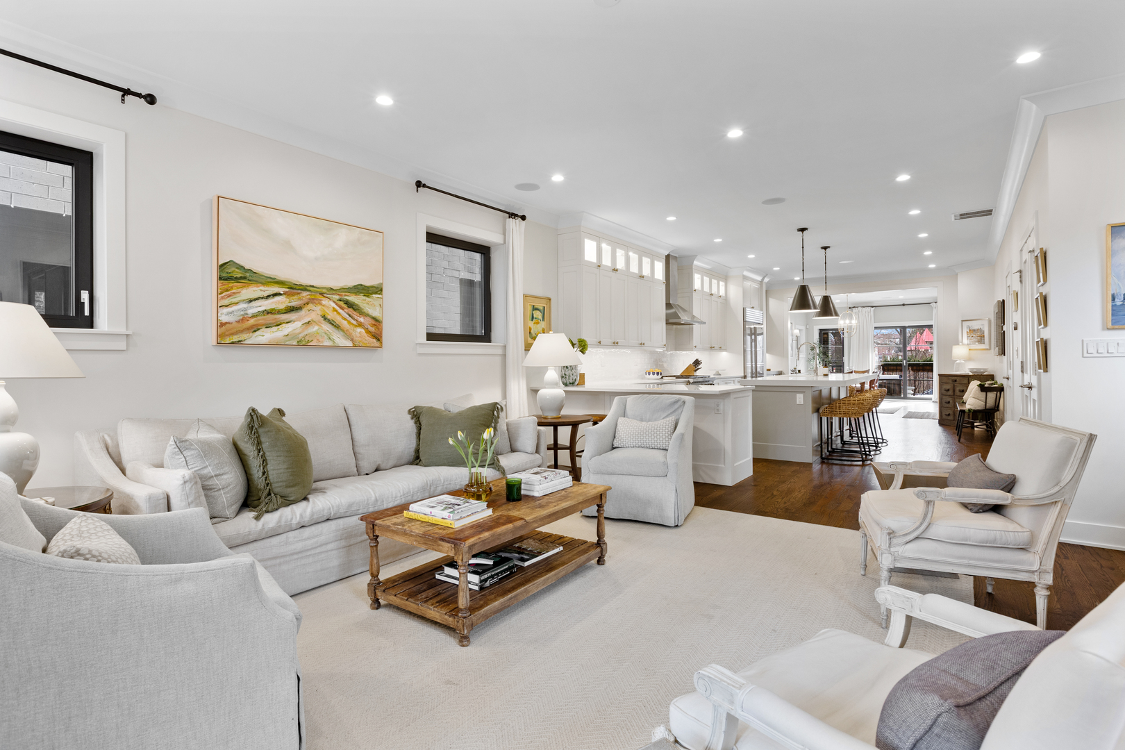 648 W Webster Avenue Unit: 1