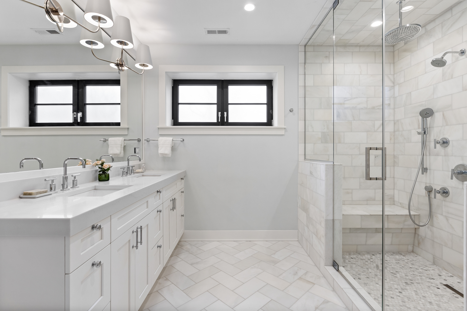 648 W Webster Avenue Unit: 1