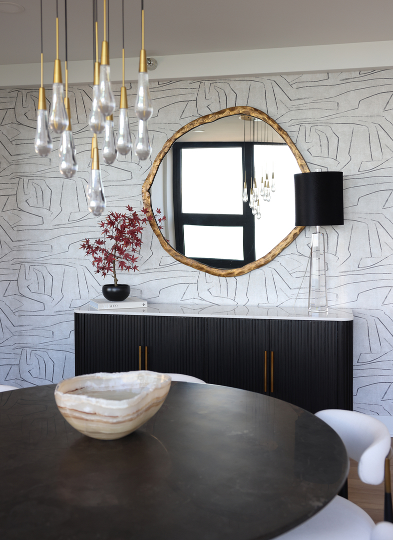 221 E Walton Place Unit: 19E