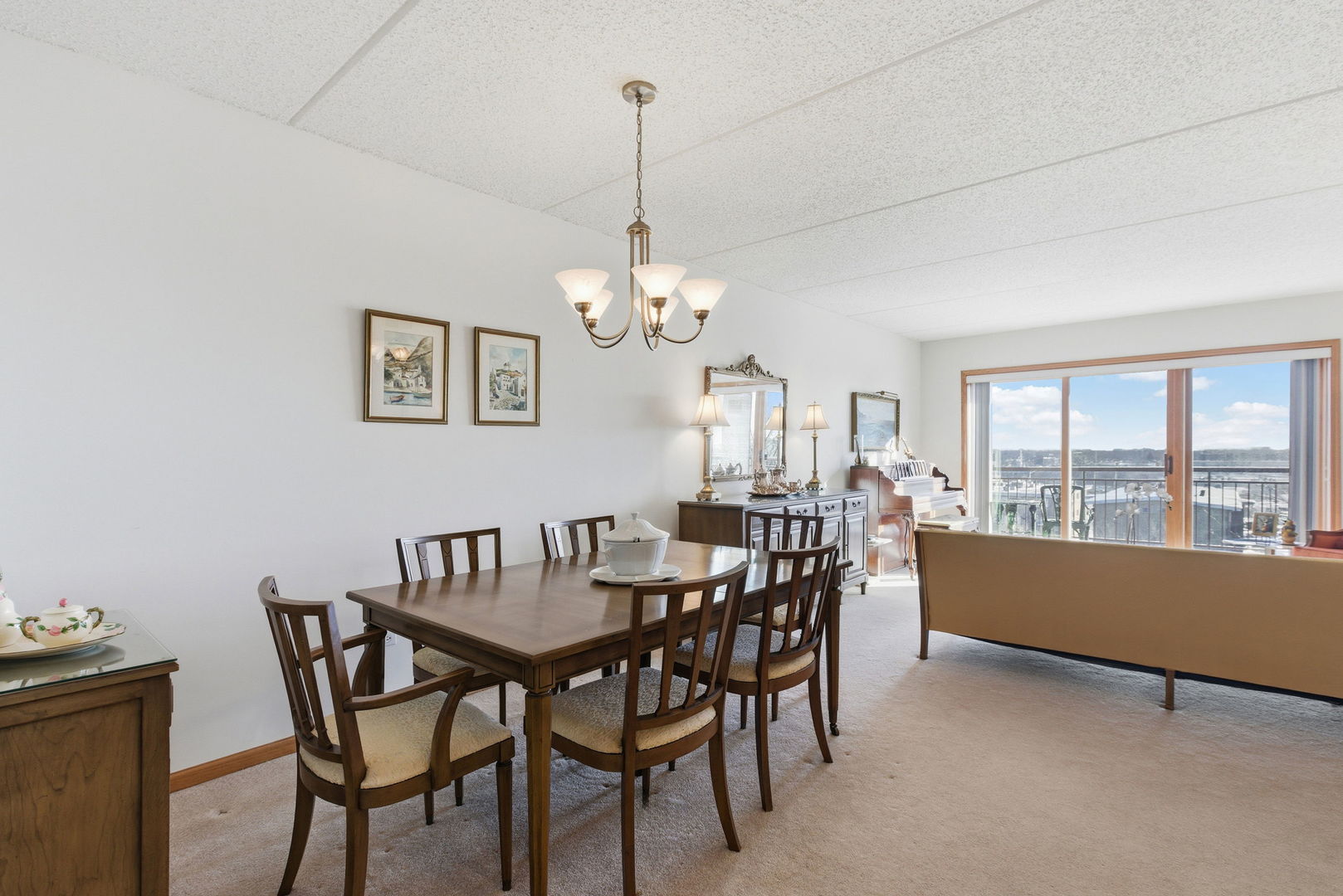 5055 W Madison Street Unit: 507