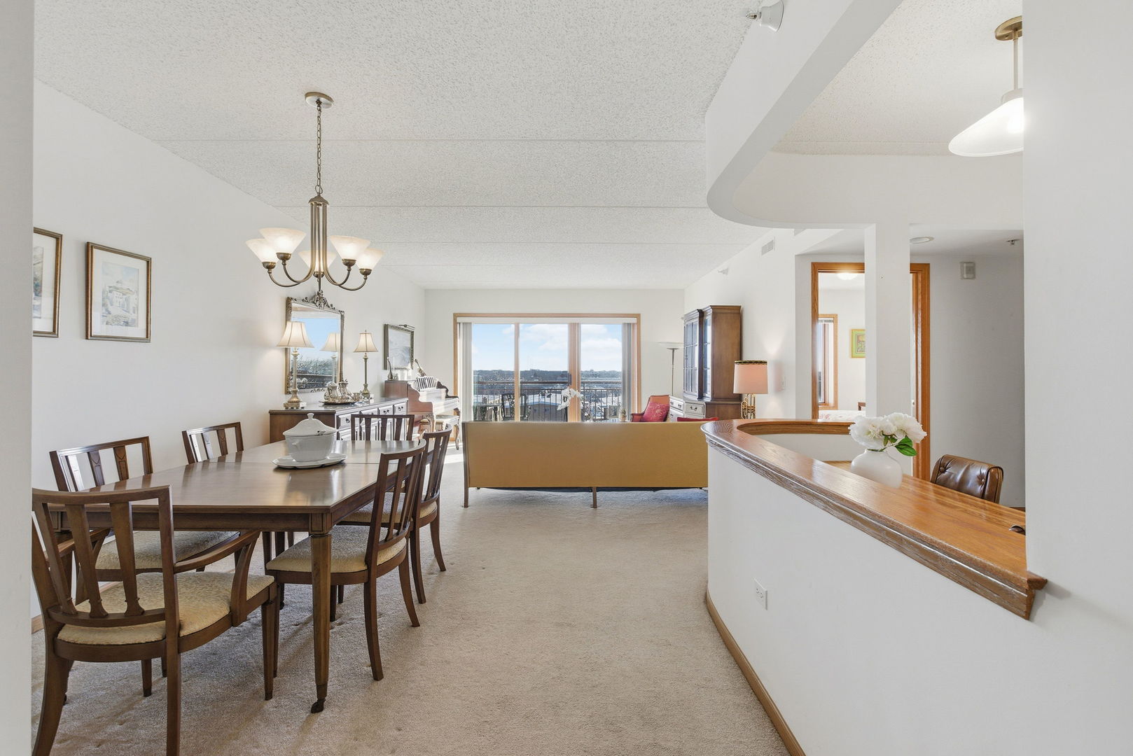 5055 W Madison Street Unit: 507