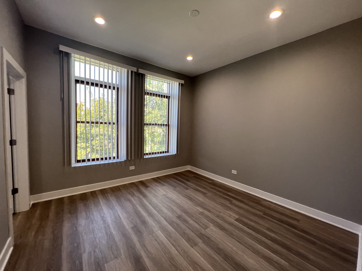 1227 W OHIO Street Unit: 3