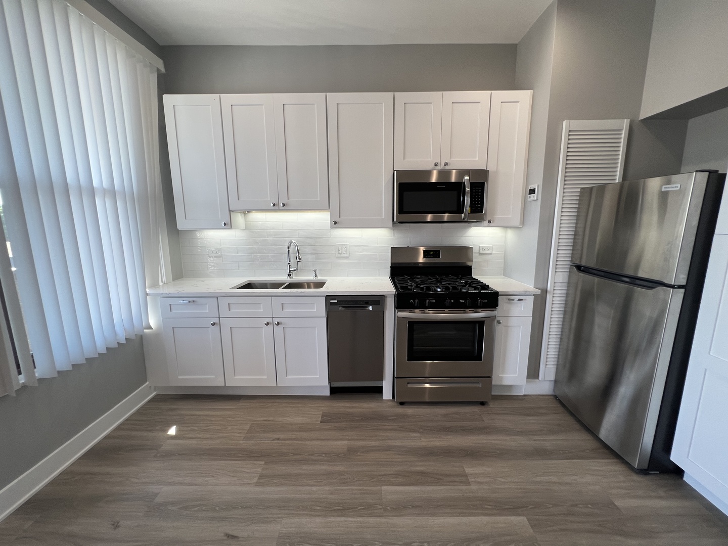 1227 W OHIO Street Unit: 3