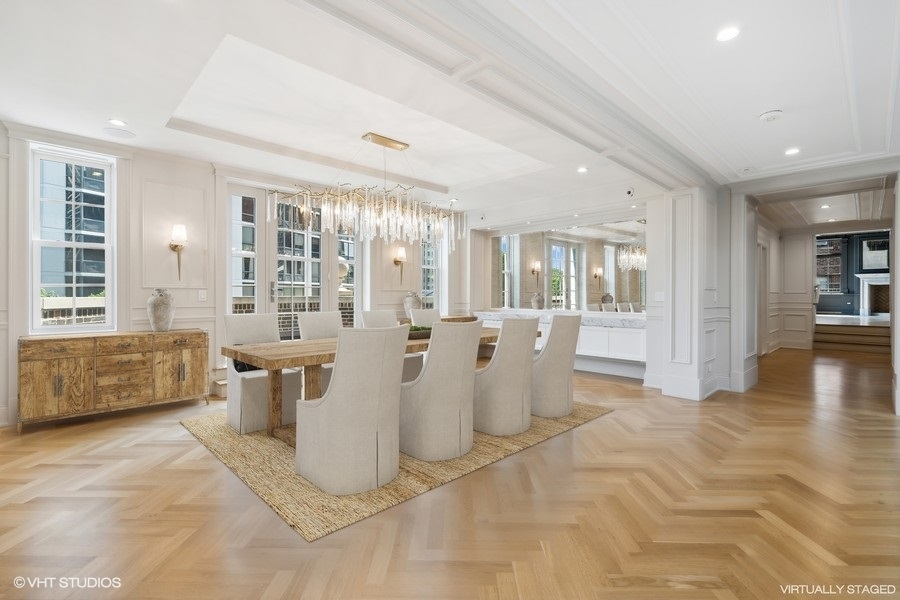 2700 N Lakeview Avenue Unit: 2