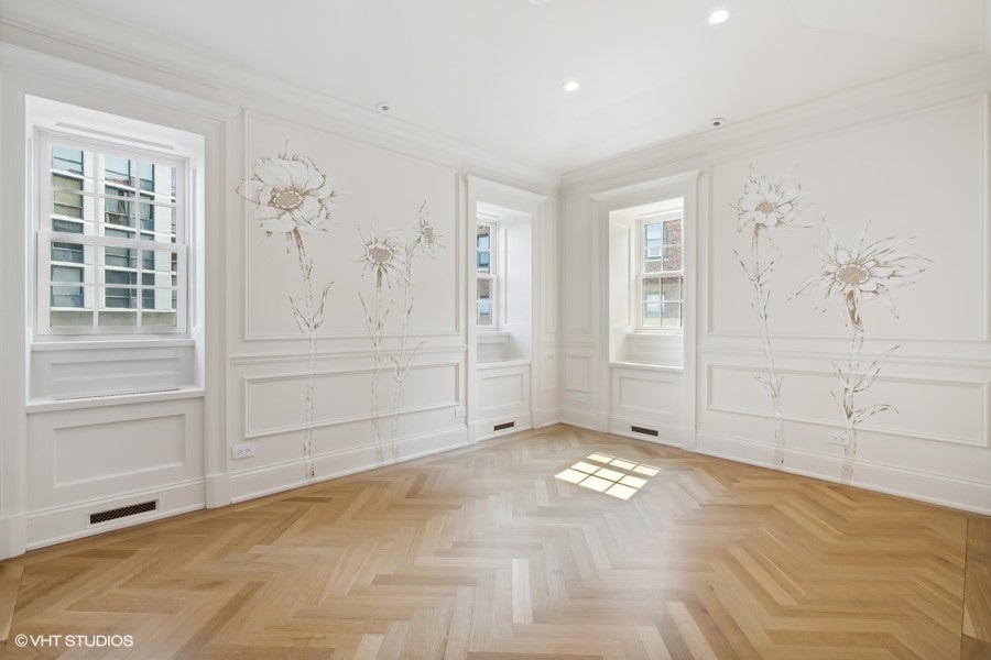 2700 N Lakeview Avenue Unit: 2