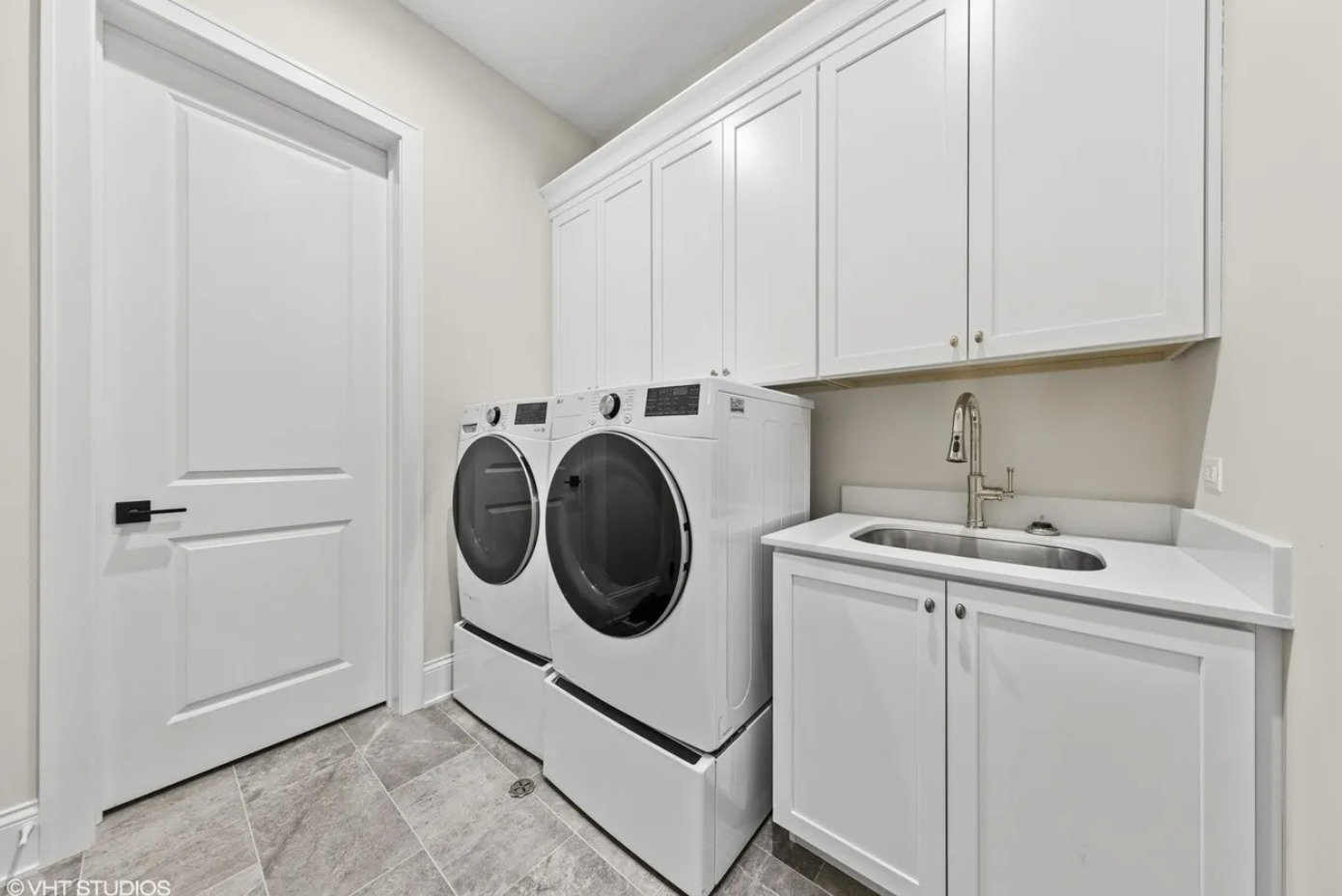 6206 Flagg Creek Lane