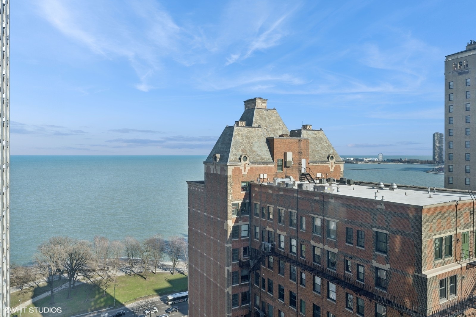 1555 N Astor Street Unit: 23SE