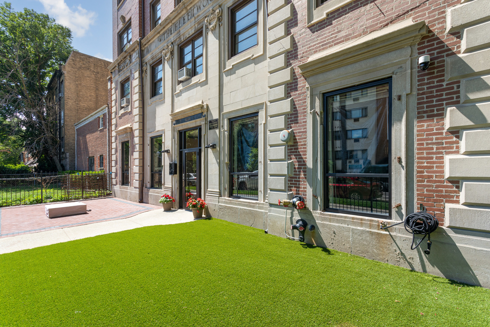 6026 N Winthrop Avenue Unit: 7A