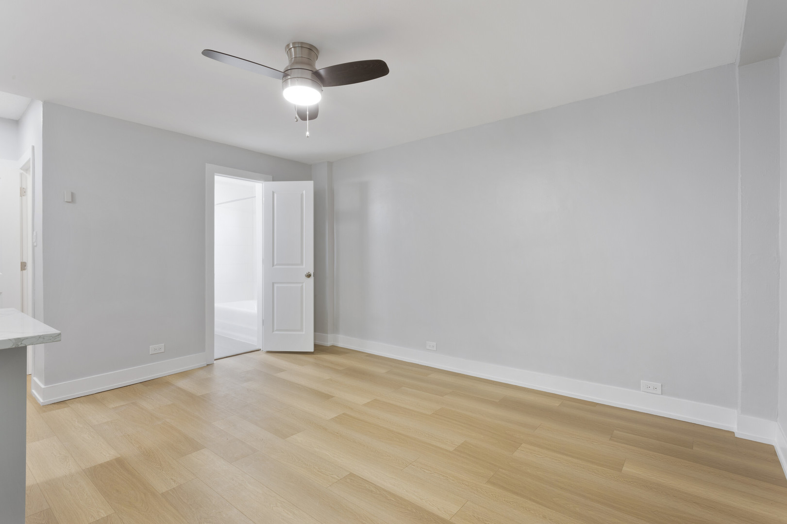 6026 N Winthrop Avenue Unit: 7A