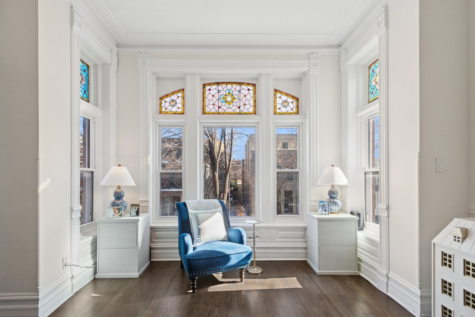 2034 N Seminary Avenue Unit: 2