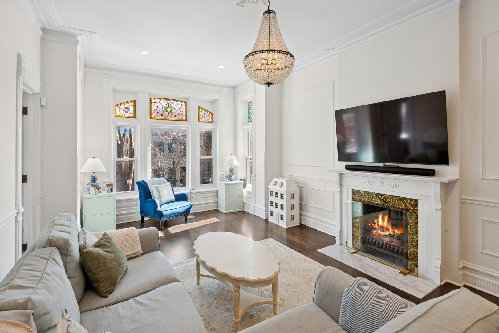 2034 N Seminary Avenue Unit: 2