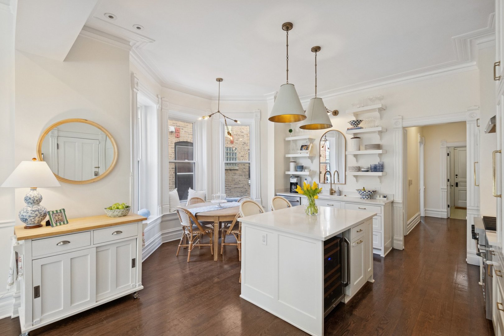 2034 N Seminary Avenue Unit: 2