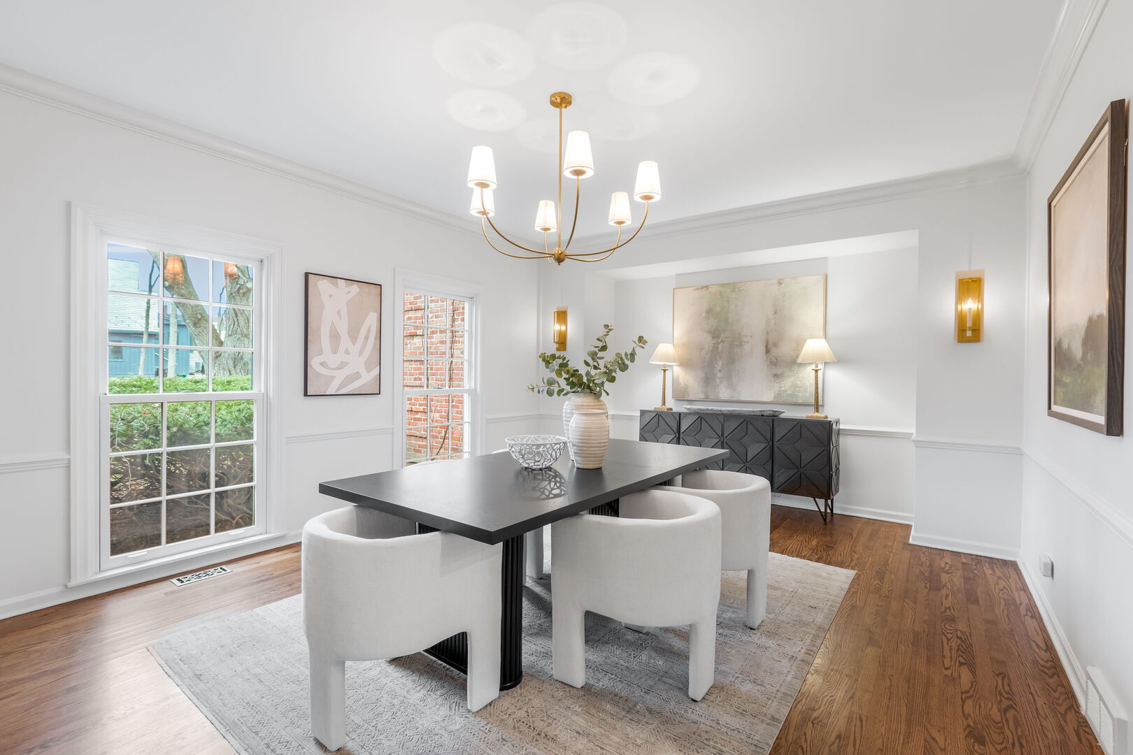 207 N Green Bay Road