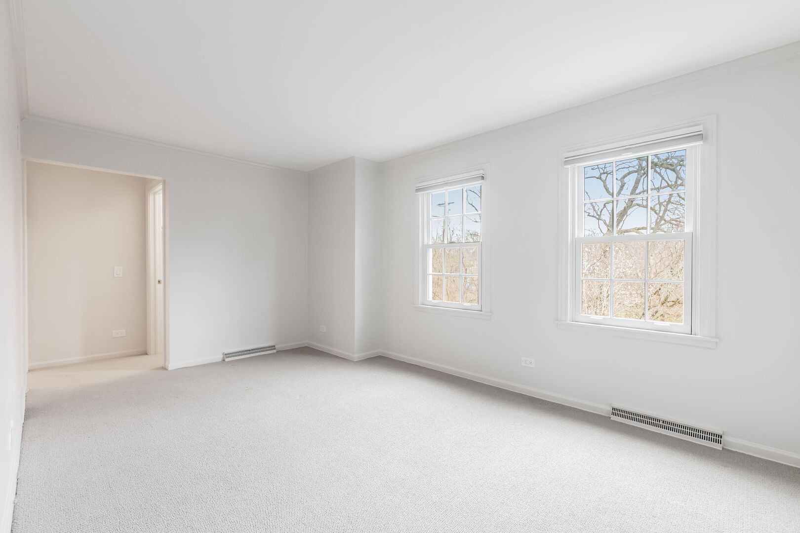 207 N Green Bay Road