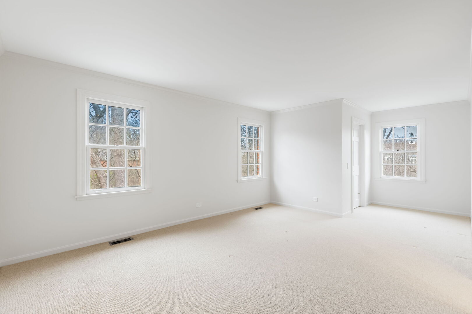 207 N Green Bay Road