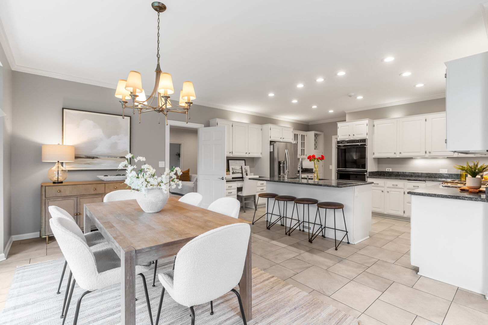 207 N Green Bay Road