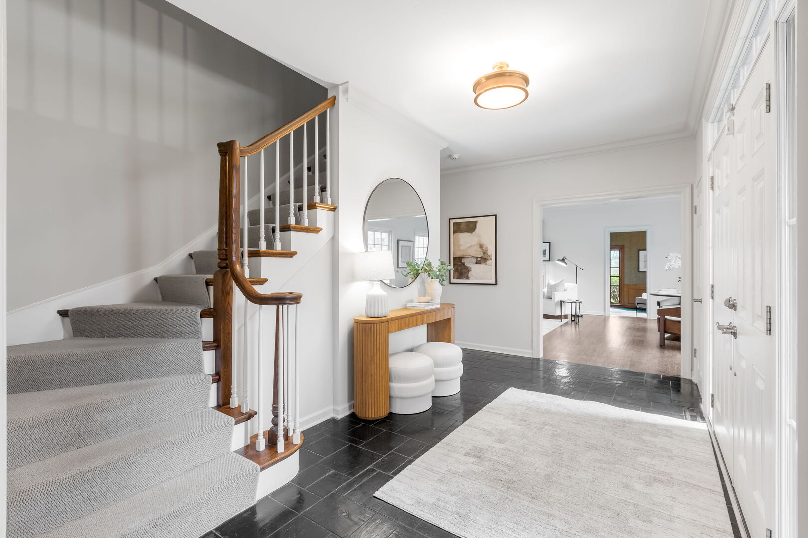 207 N Green Bay Road