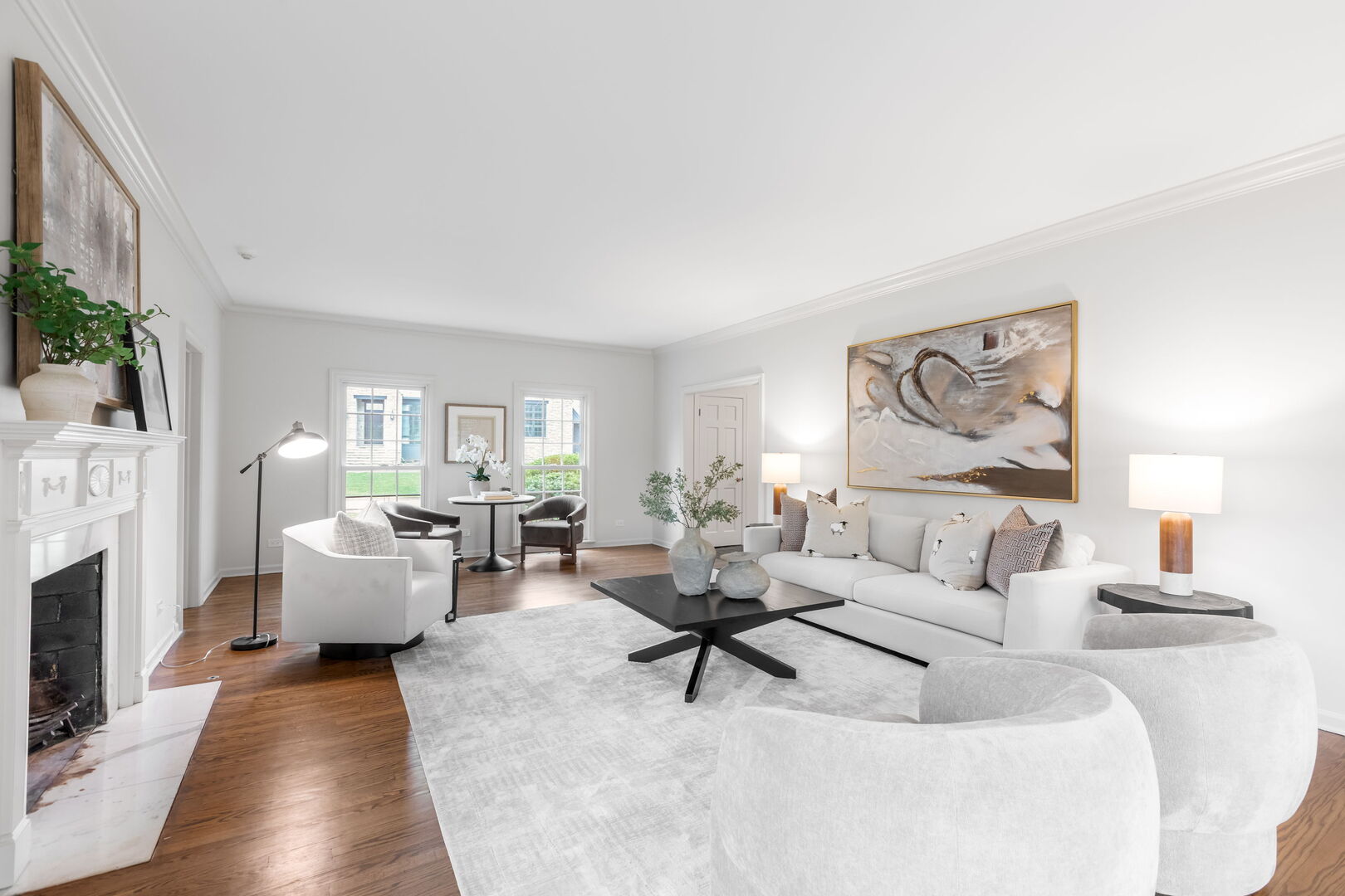 207 N Green Bay Road