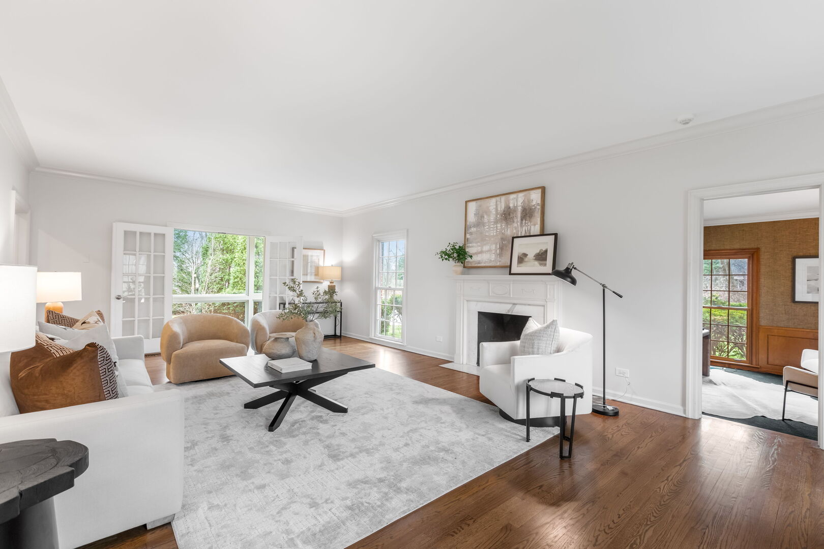 207 N Green Bay Road