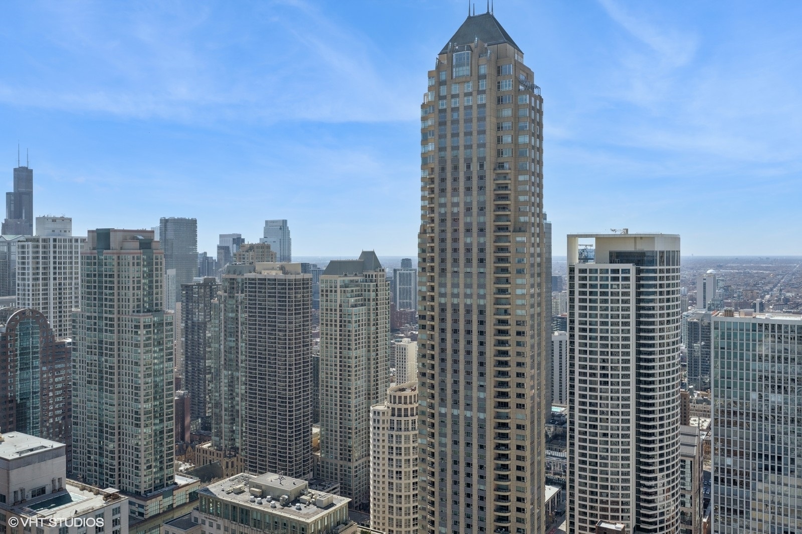 180 E PEARSON Street Unit: 4801