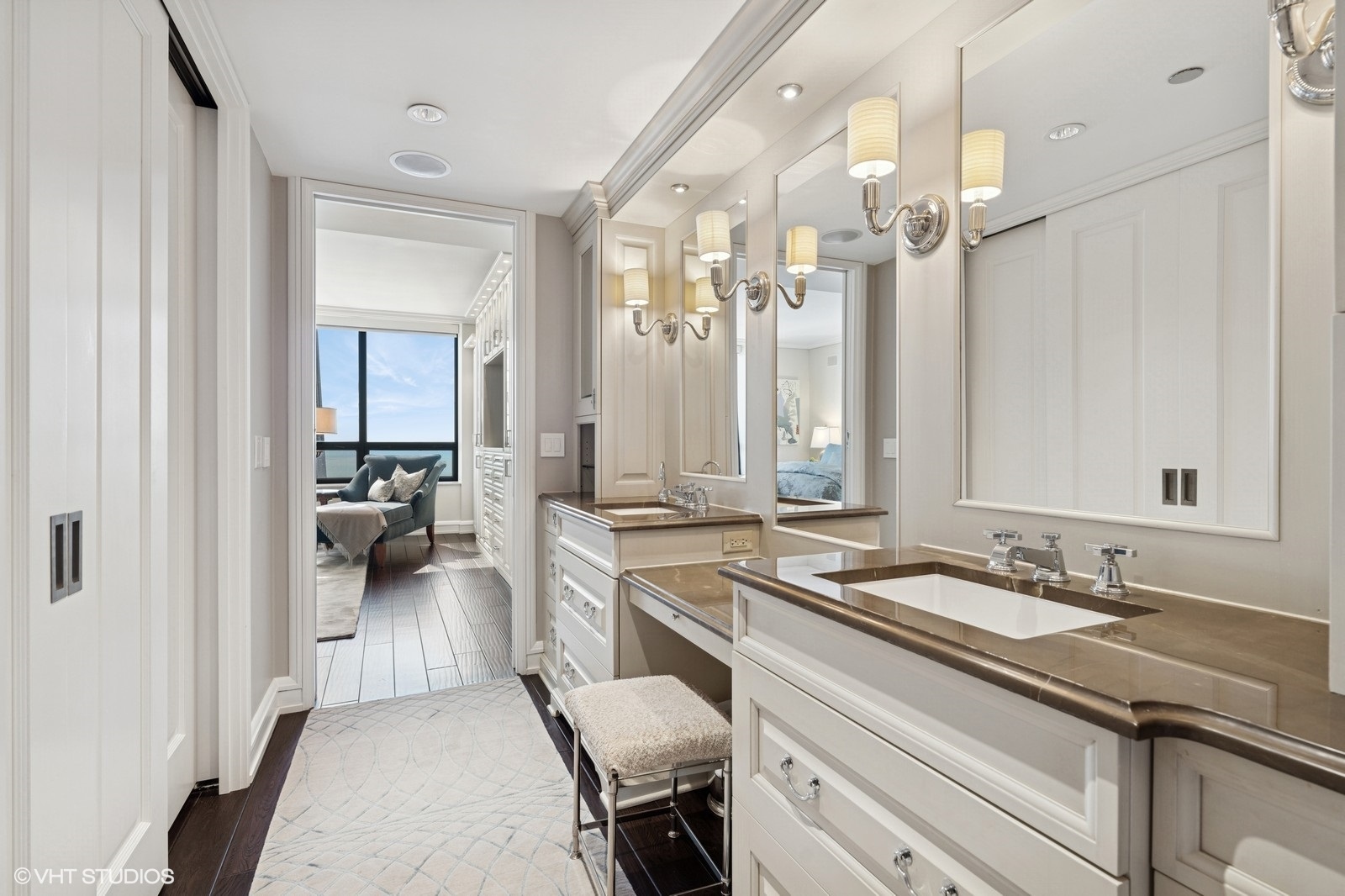 180 E PEARSON Street Unit: 4801