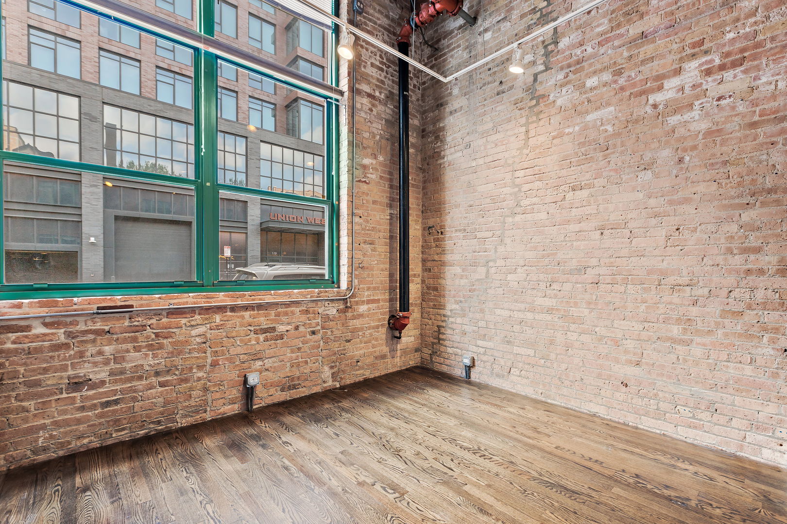 22 N MORGAN Street Unit: 107