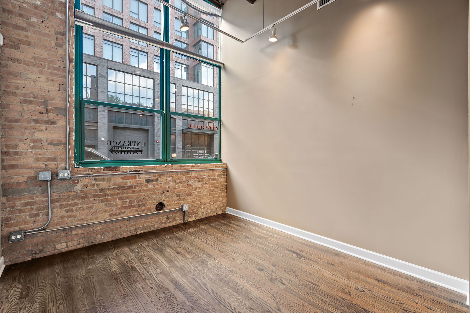 22 N MORGAN Street Unit: 107