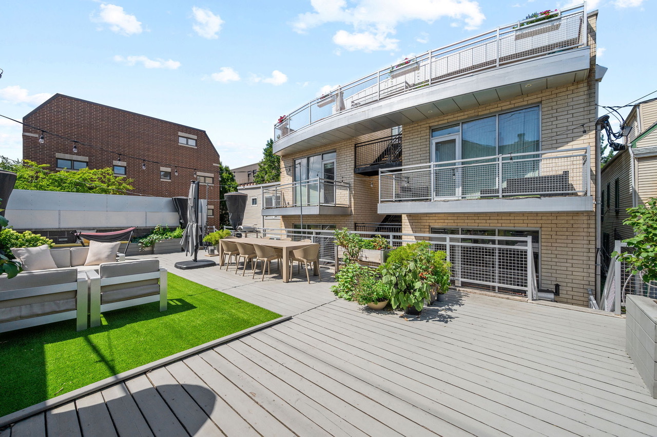 1437 W Diversey Parkway Unit: 1W