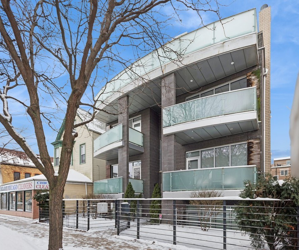 1437 W Diversey Parkway Unit: 1W