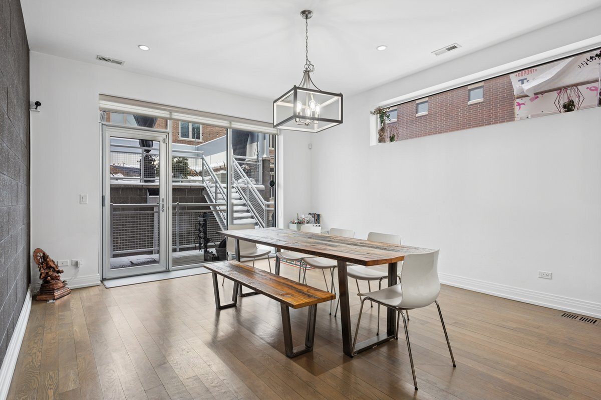 1437 W Diversey Parkway Unit: 1W