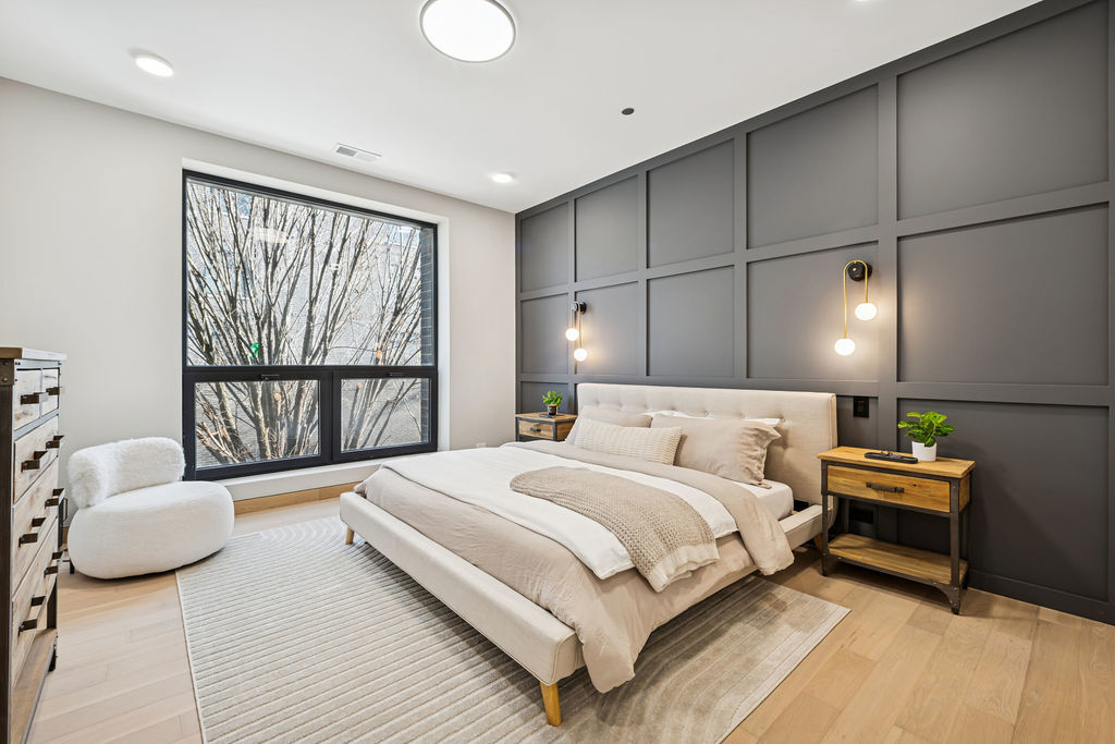 466 N Paulina Street Unit: 203
