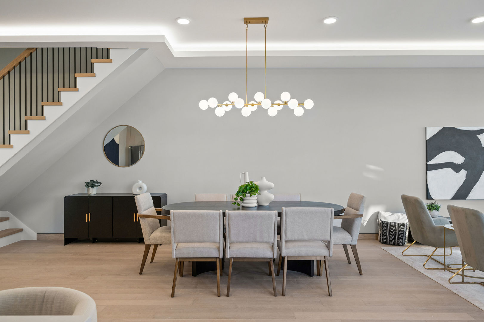 466 N Paulina Street Unit: 203
