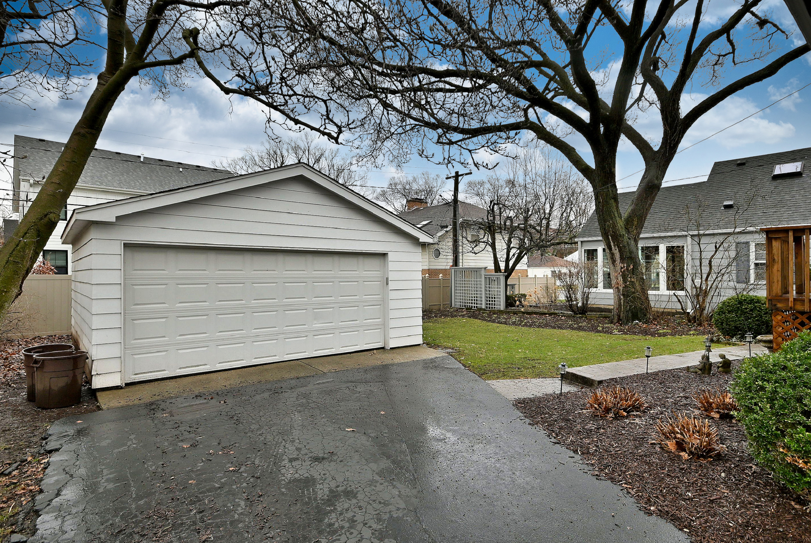 225 S Fairview Avenue
