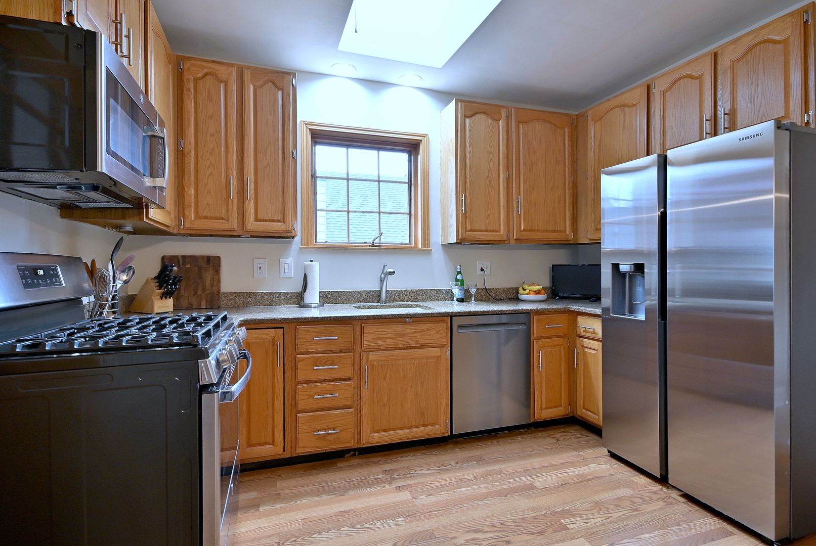 225 S Fairview Avenue