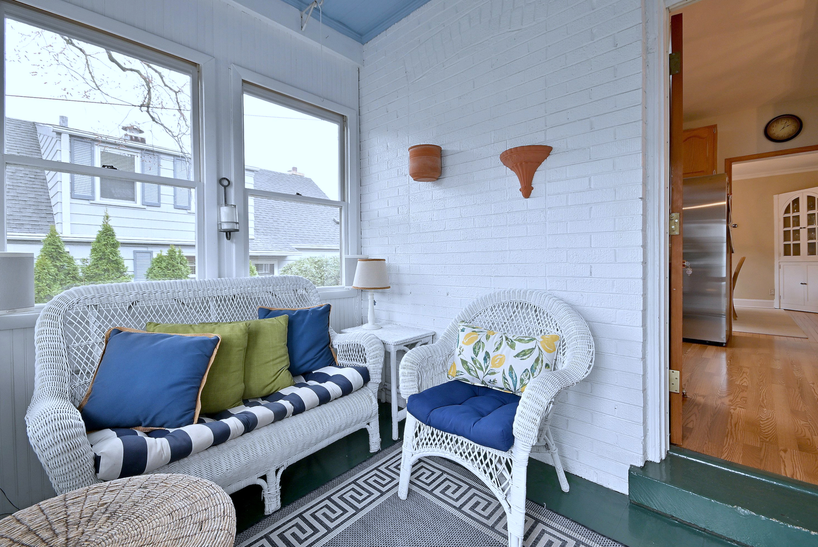 225 S Fairview Avenue