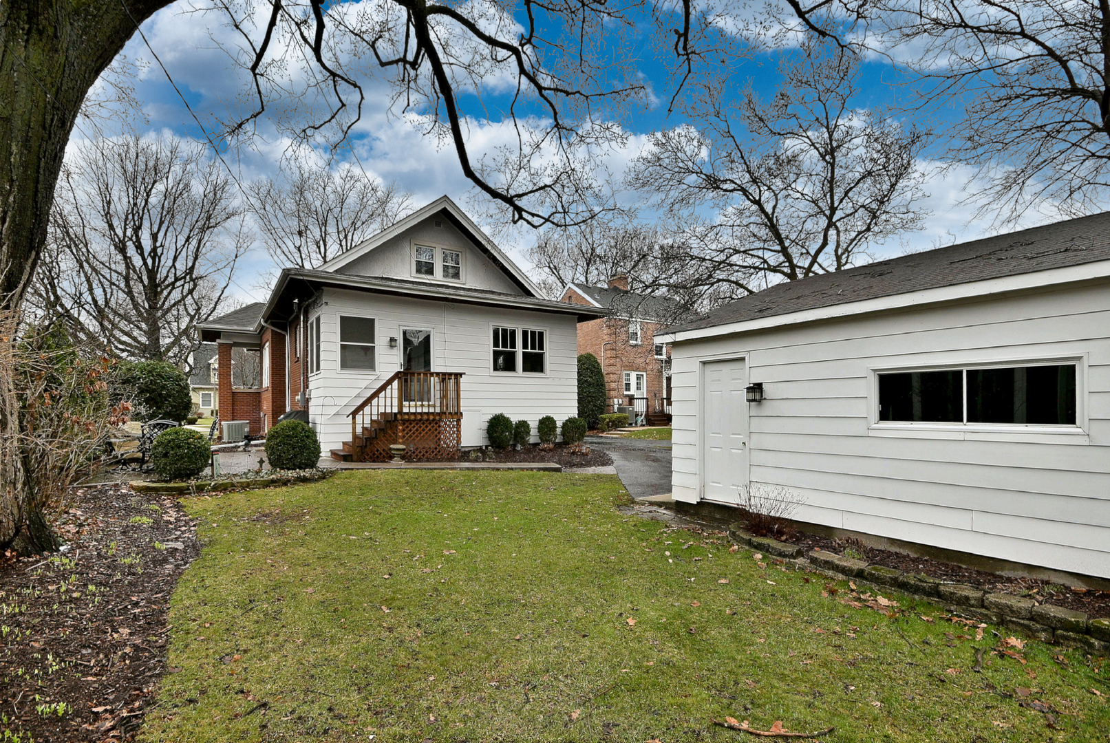 225 S Fairview Avenue