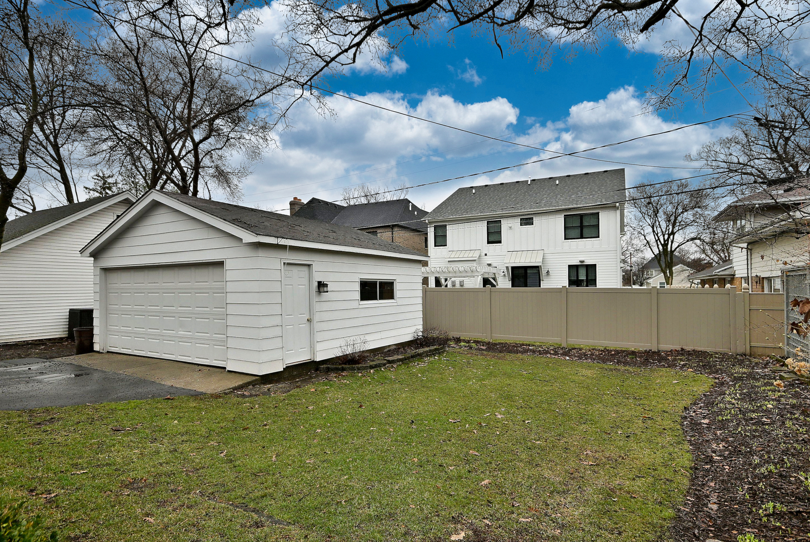225 S Fairview Avenue