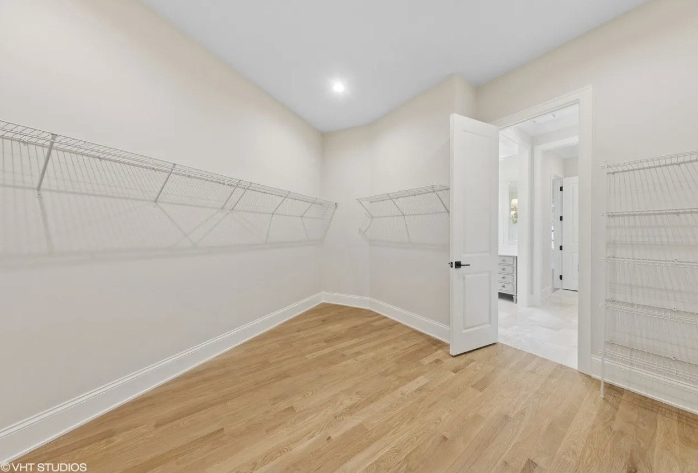 6206 Flagg Creek Lane