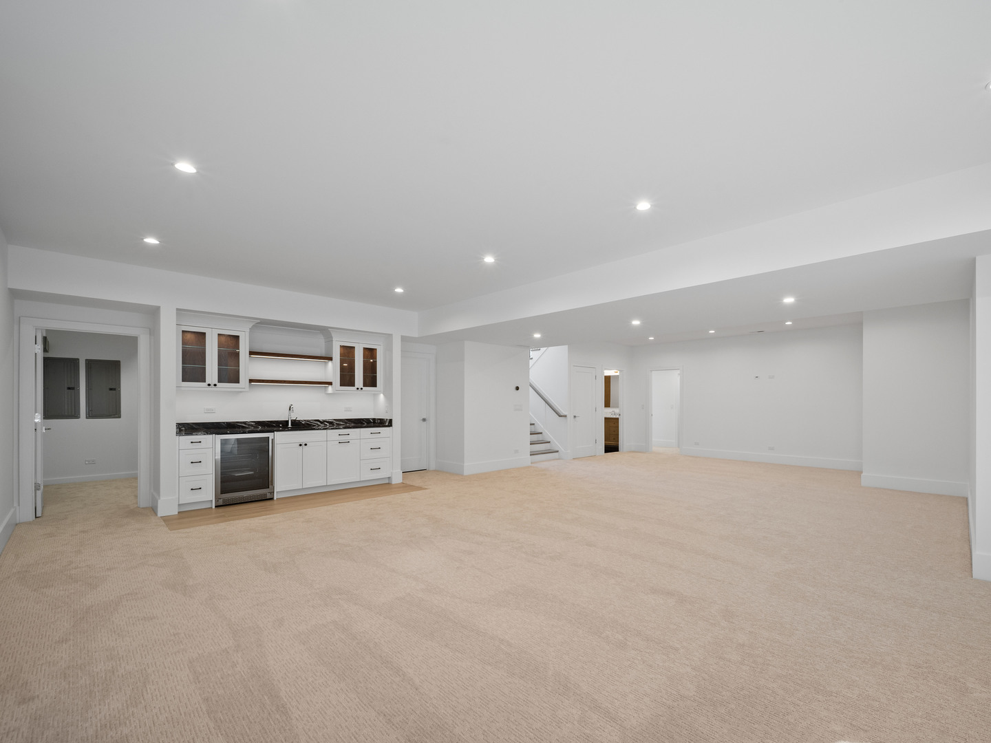 1443 Hawthorne Lane