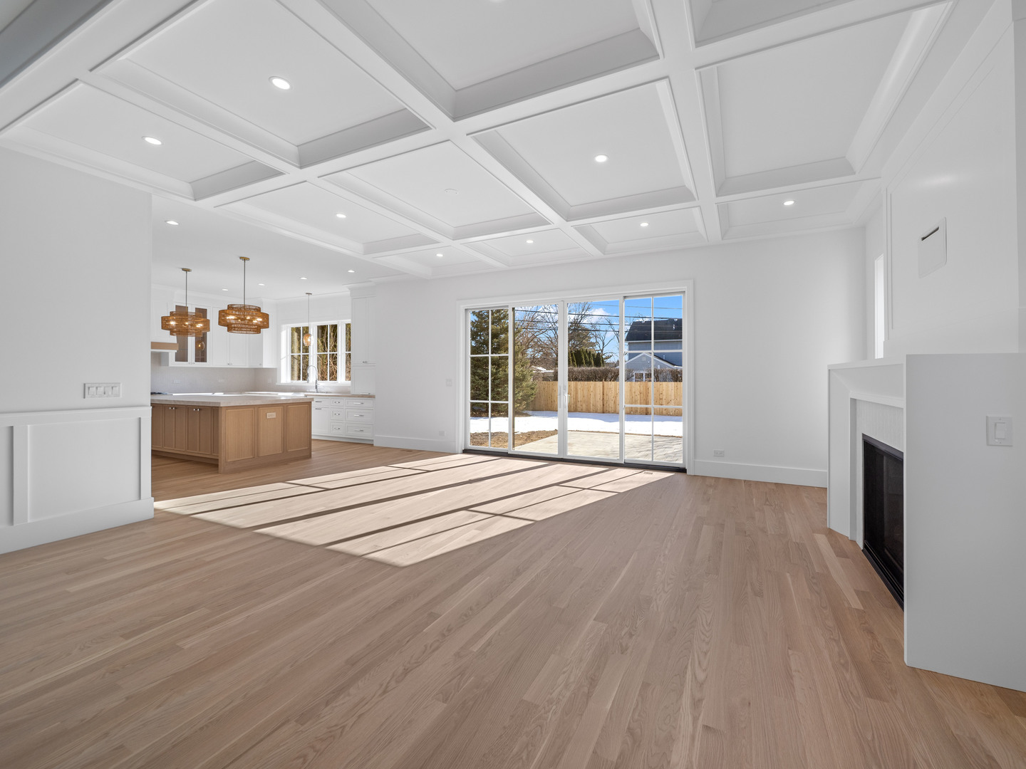 1443 Hawthorne Lane
