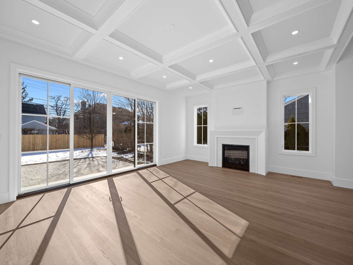 1443 Hawthorne Lane