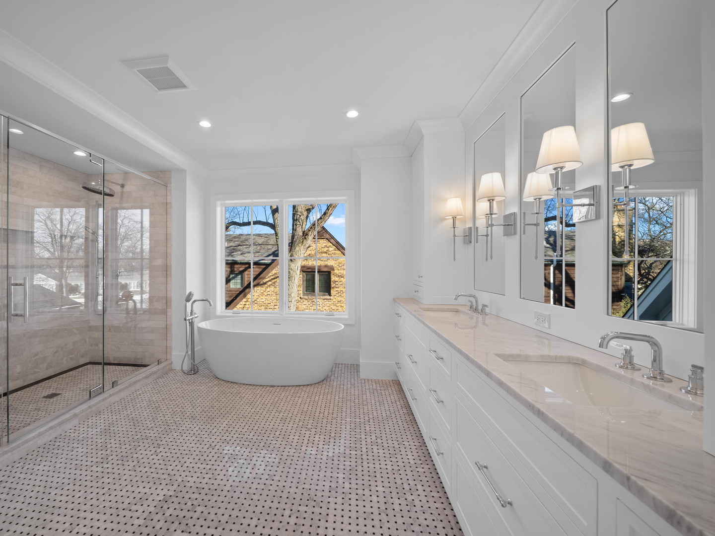 1443 Hawthorne Lane