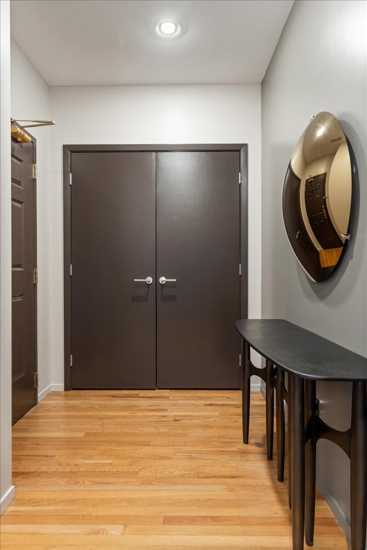 330 S Michigan Avenue Unit: 1807