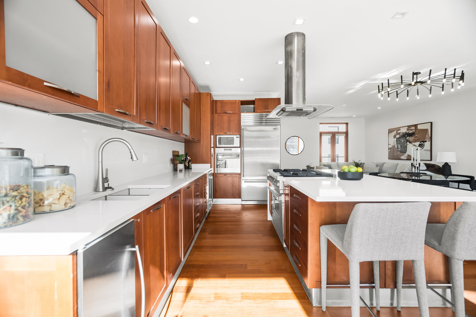 1152 W Fulton Market Unit: 4A