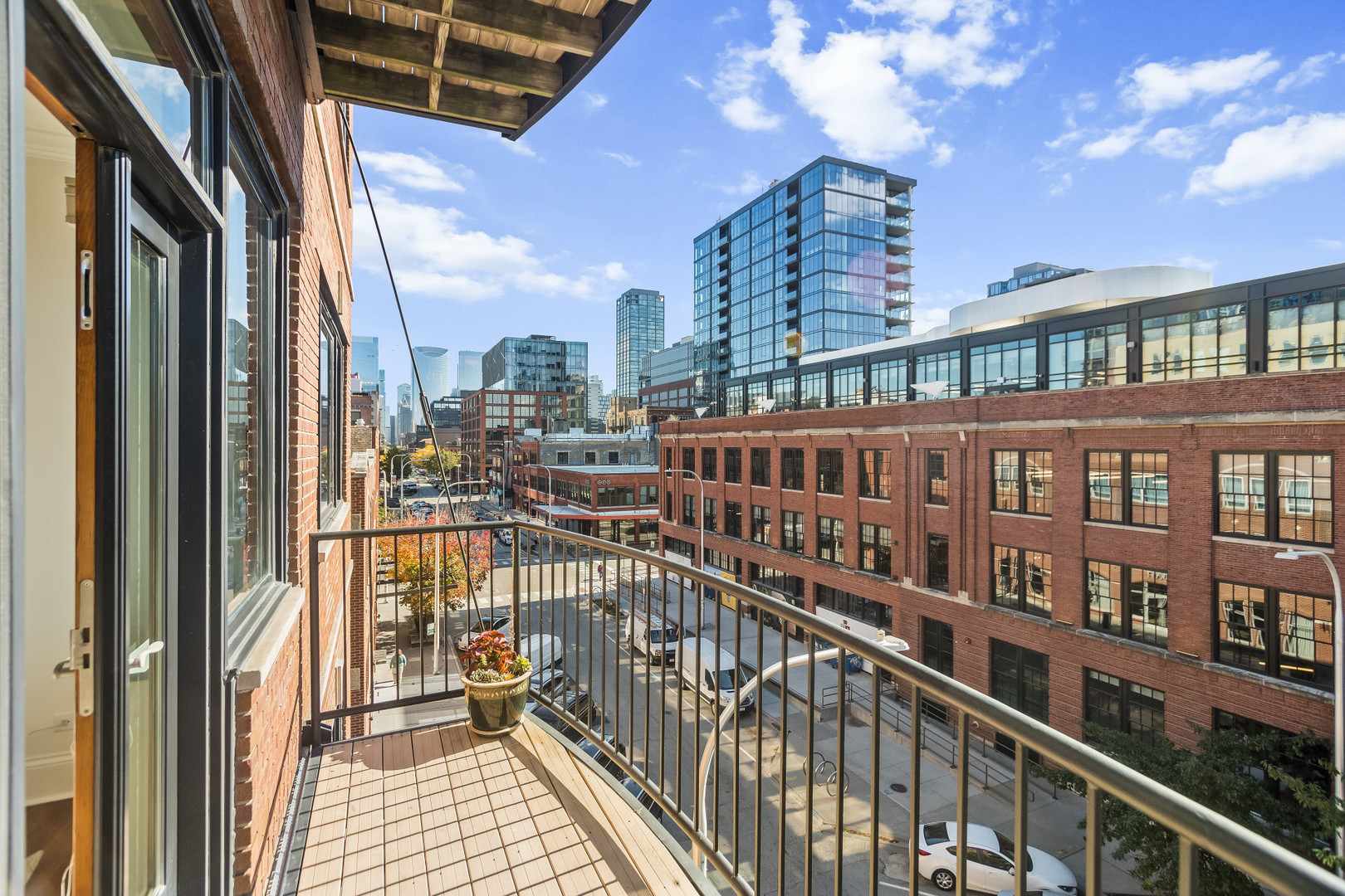 1152 W Fulton Market Unit: 4A