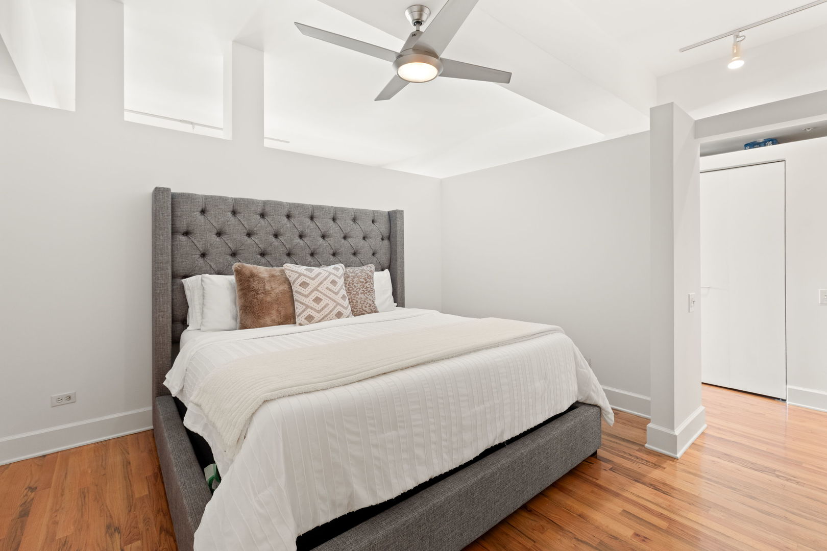 165 N Canal Street Unit: 701