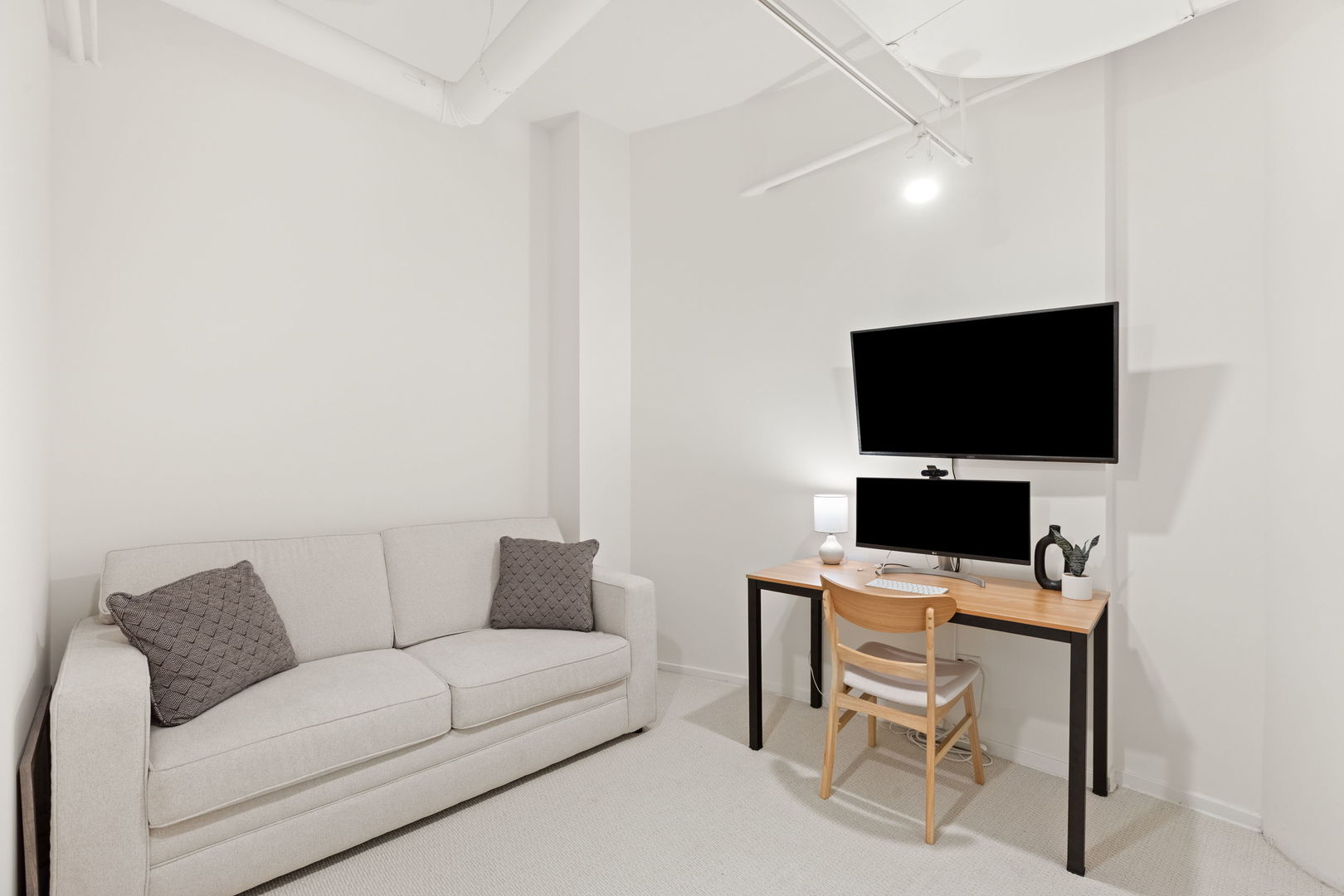 165 N Canal Street Unit: 701