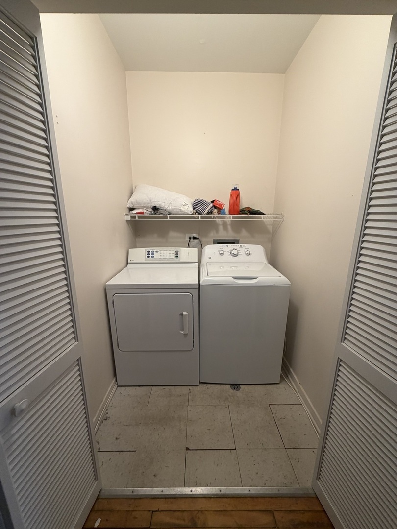 1270 N Milwaukee Avenue Unit: 3