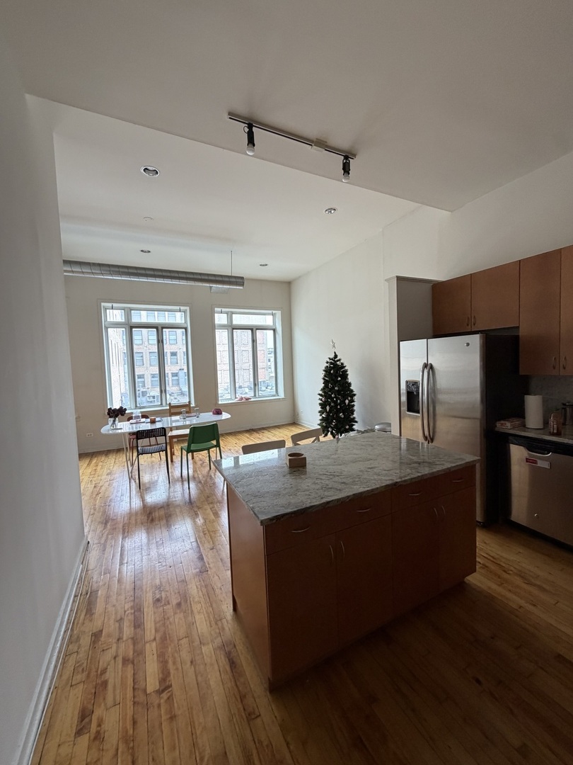 1270 N Milwaukee Avenue Unit: 3