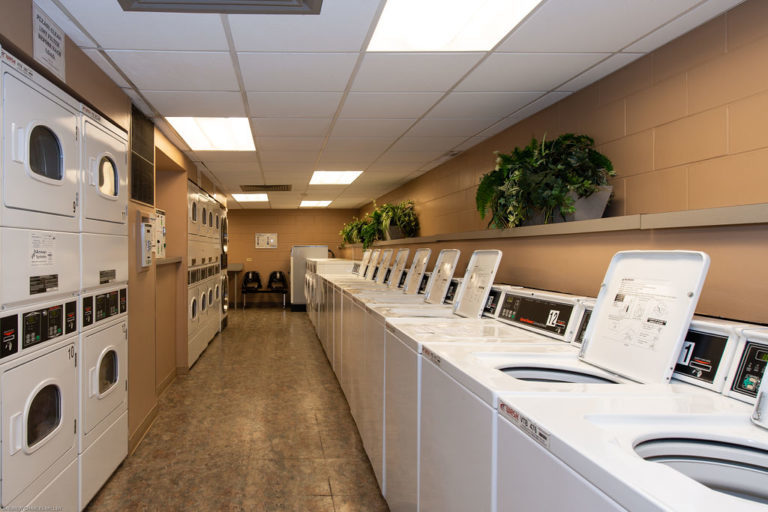 1560 N Sandburg Terrace Unit: 4301-4303